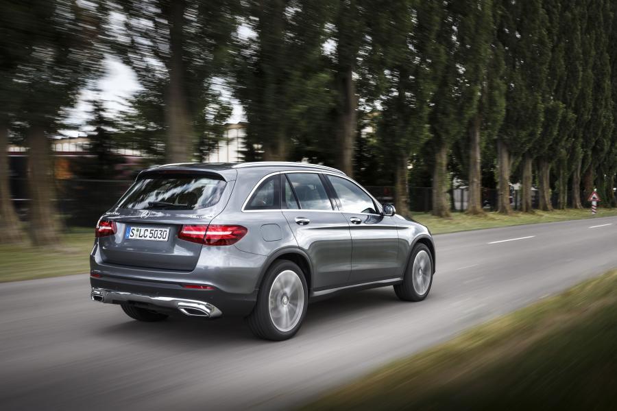  Mercedes-Benz GLC220 d 4Matic Off-Road 2015 года  (фото 16 из 24)